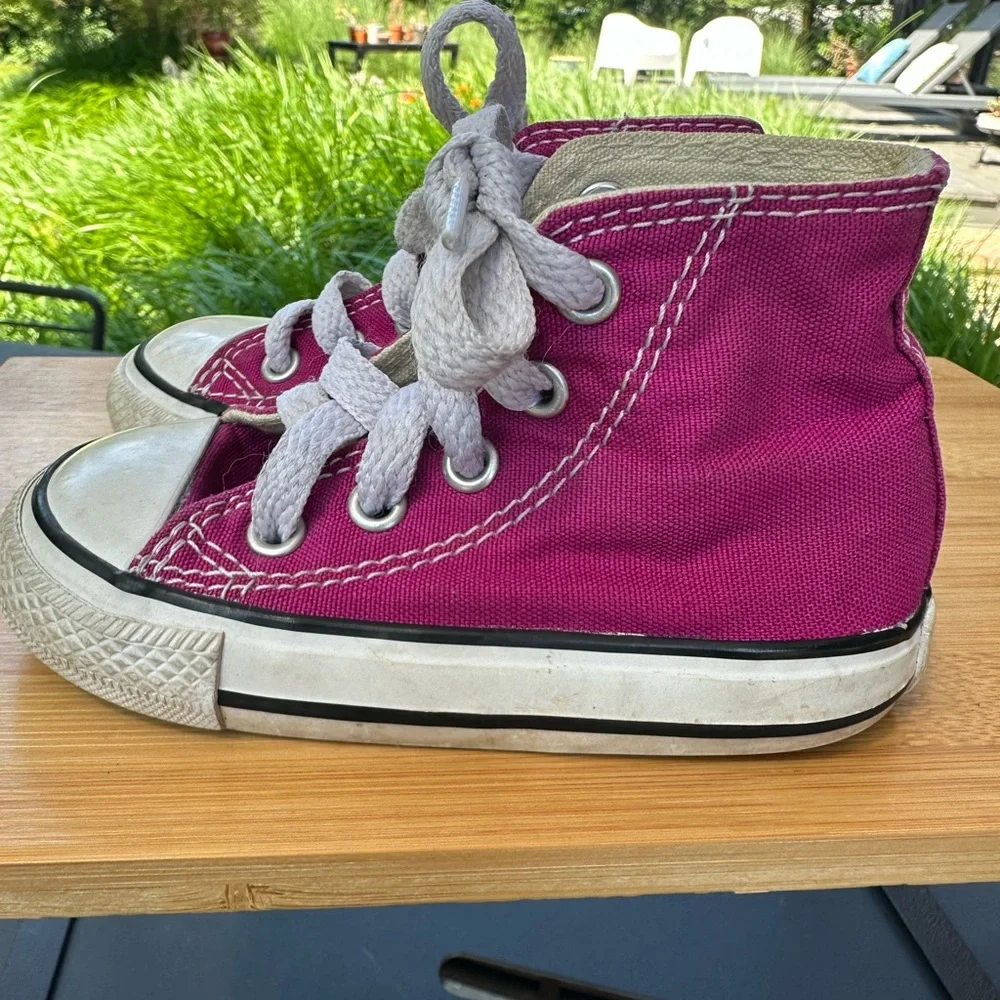 Converse All Star Infant Baby Girl Size 5 High Top Sneaker Shoes! Pink!